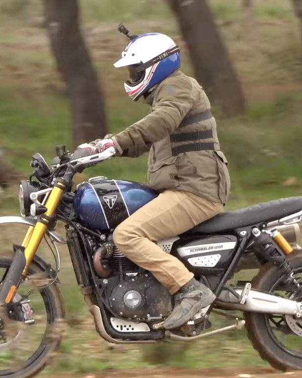 Triumph Scrambler 1200 - Bike World